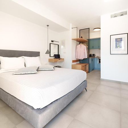 Cove Suites Nea Iraklitsa Exterior foto