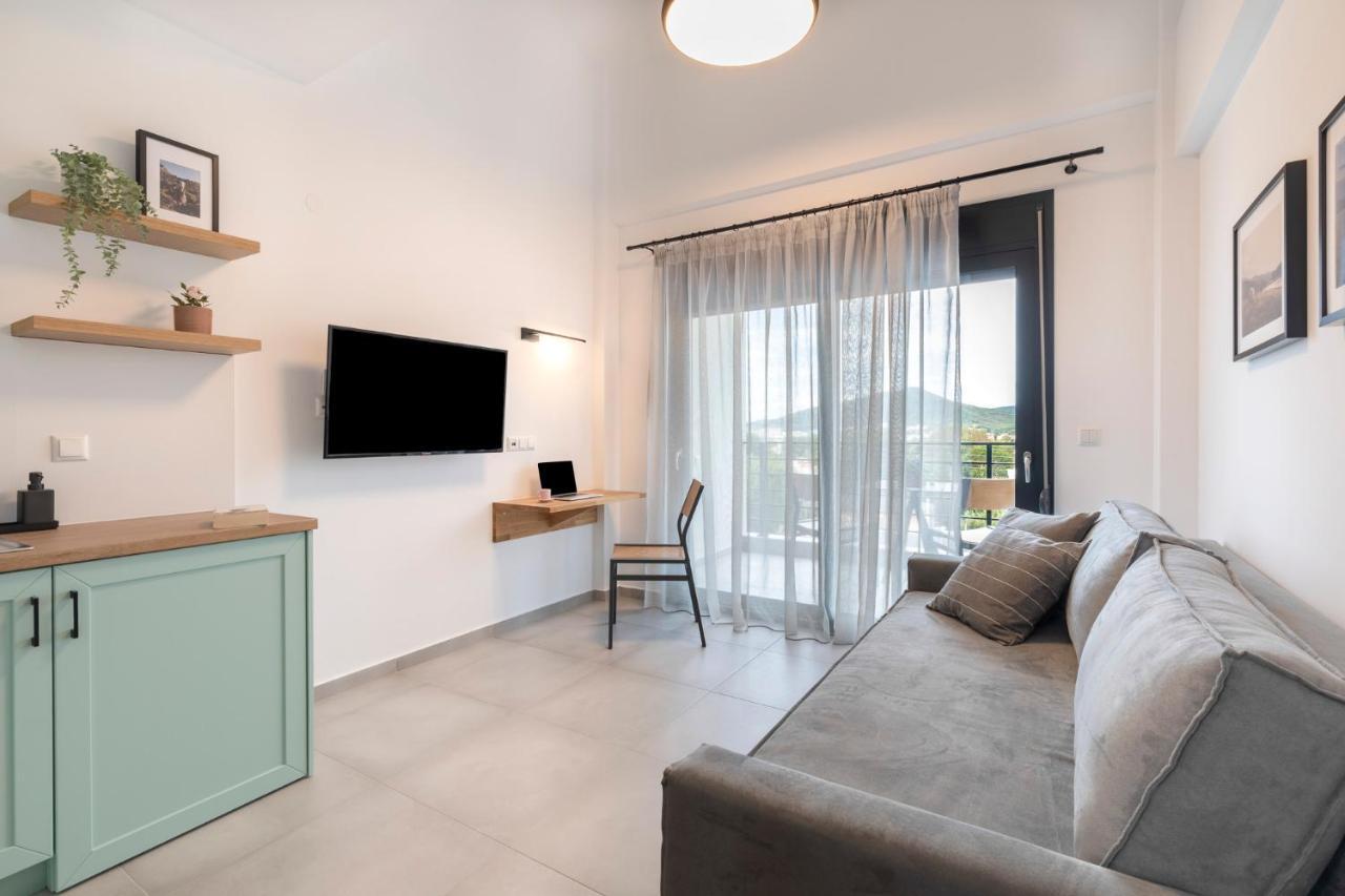 Cove Suites Nea Iraklitsa Exterior foto